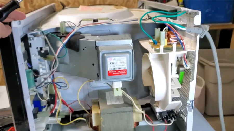 Microwave magnetron inspection during professional service