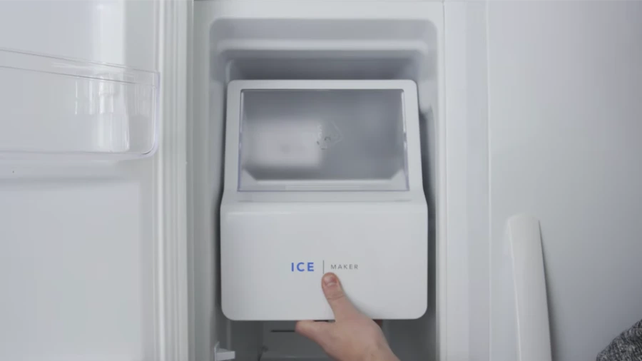 Refrigerator ice maker assembly inspection